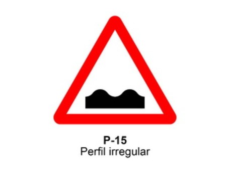 SEÑAL TRIANGULAR DOBLE BADEN-RESALTO P15 70CM MOPU