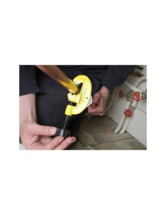 CORTATUBOS AJUSTABLE STANLEY 3-30MM 0-70-448 2