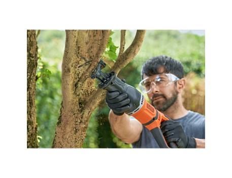 SIERRA SABLE BLACK+DECKER 750W BES301-QS