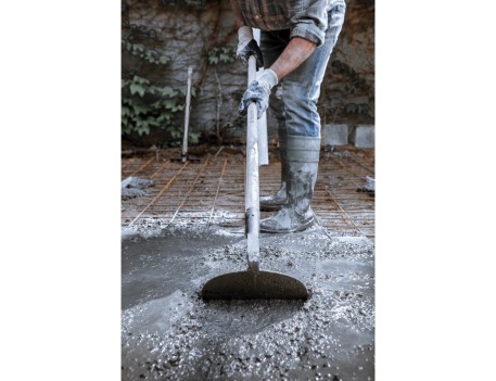 RAEDERA HOMBROS CURVOS PARA REMOVER Y ESPARCIR HORMIGÓN / 5701