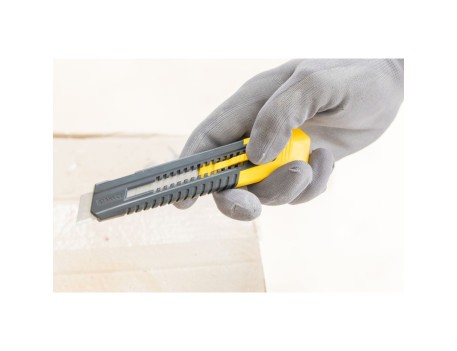 CUTER STANLEY SM 9MM REF 1-10-150