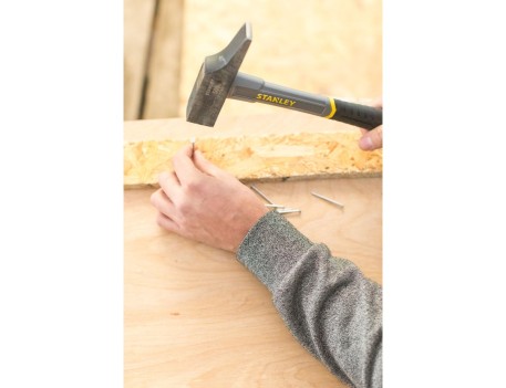 MARTILLO CARPINTERO STANLEY 160G 20MM