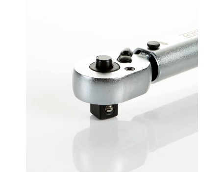 LLAVE DINAMOMÉTRICA 3/8 5-50 NM