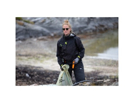 CHAQUETA SOFTSHEL MAGNY HELLY HANSEN NEGRA