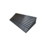 RAMPA SALVABORDILLOS, MEDIDAS 60X25X10CM