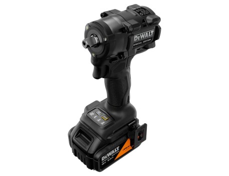 LLAVE IMPACTO DEWALT MCLAREN 1/2 406 NM 2 BATS