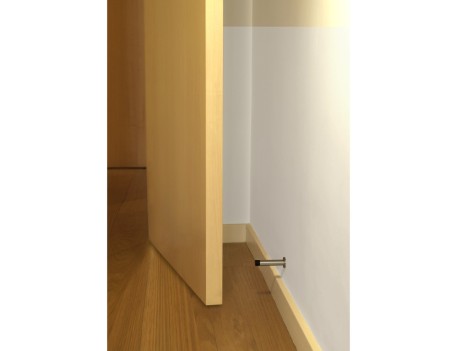 TOPE PUERTA PARED ACERO INOXIDABLE CON TORNILLO