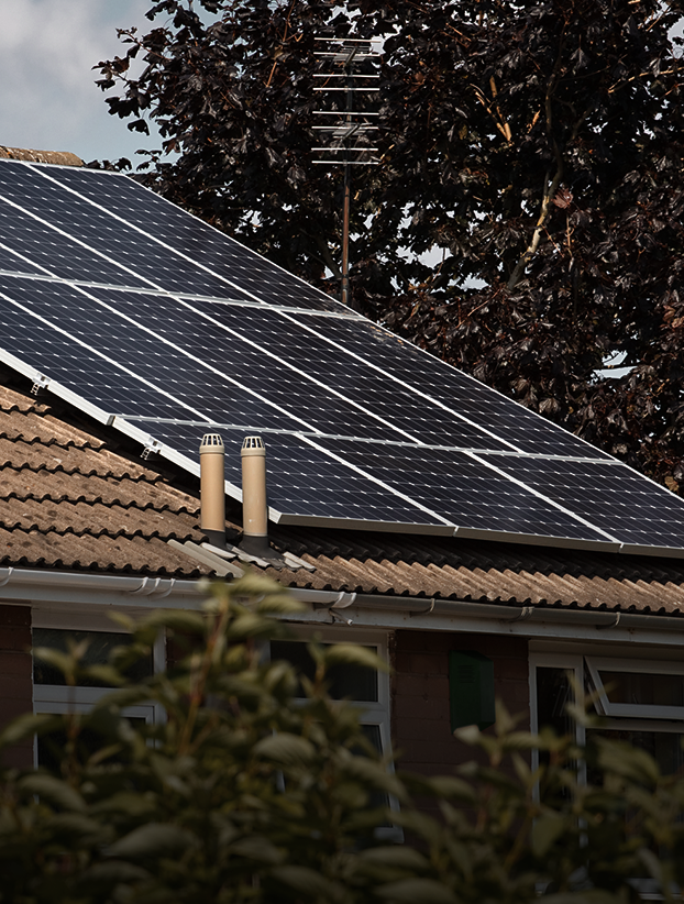Imagen de ejemplo de paneles solares de la sección de energía renovable de Grupo Doncel.
